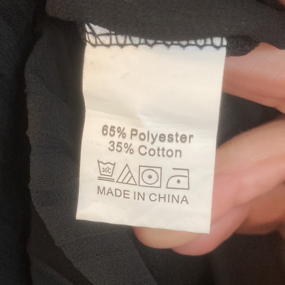 Off shoulder Pleated Dress - Picture 5 of 5